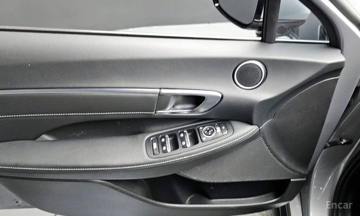 Фото 18 - Hyundai Sonata