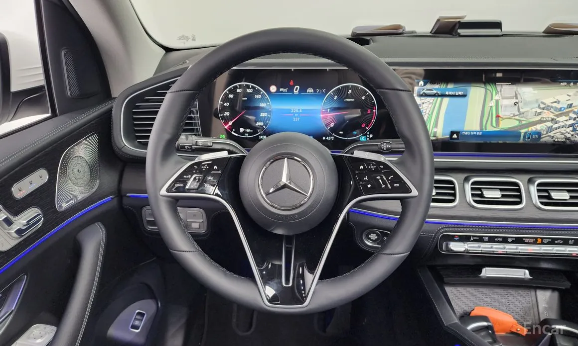 Фото 13 - Mercedes-Benz GLE-Class