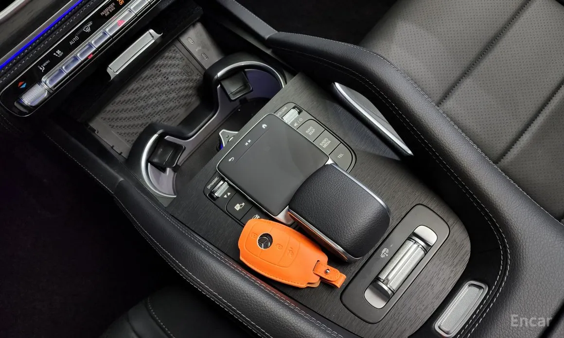 Фото 9 - Mercedes-Benz GLE-Class