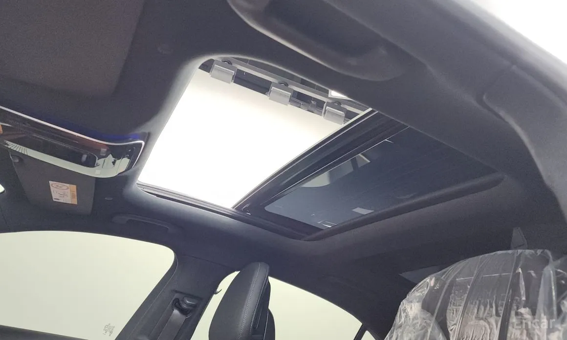 Фото 18 - Mercedes-Benz C-Class