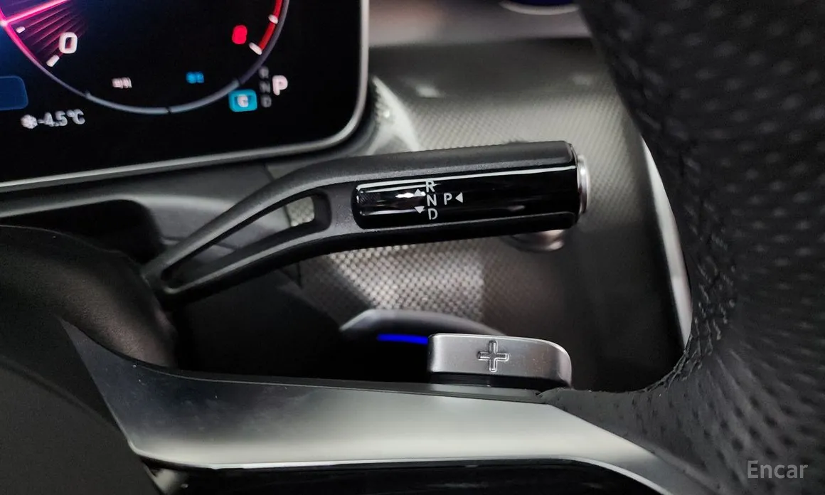 Фото 9 - Mercedes-Benz C-Class