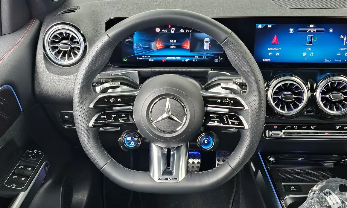 Фото 13 - Mercedes-Benz GLB-Class