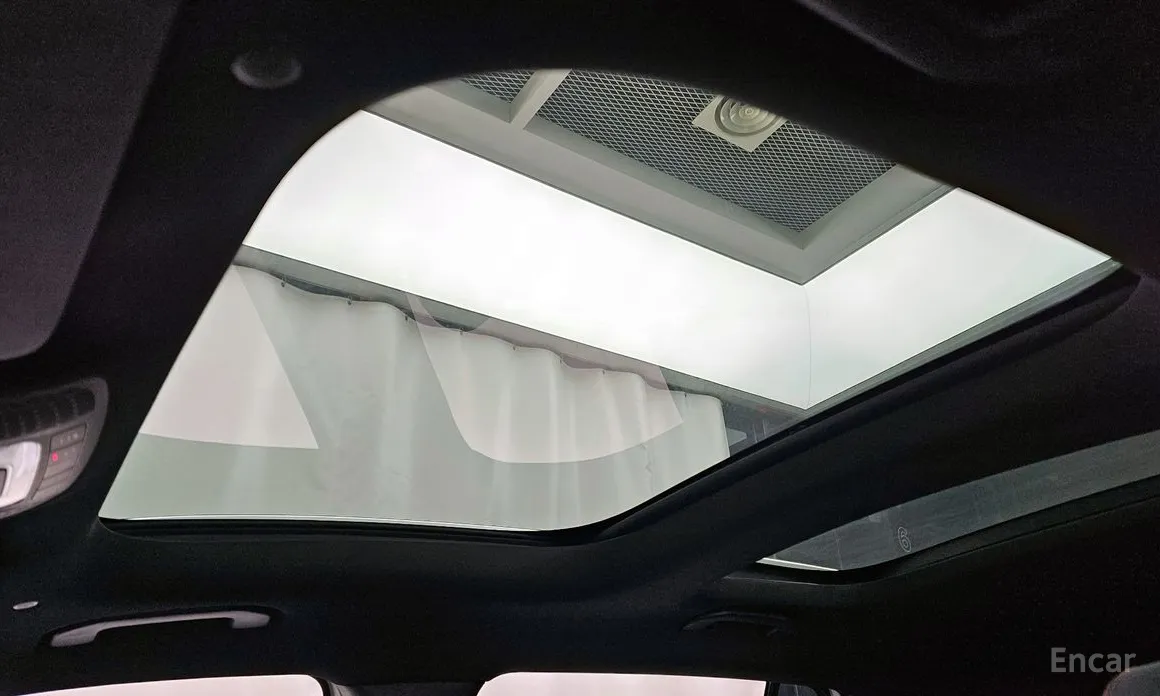 Фото 19 - Mercedes-Benz GLB-Class