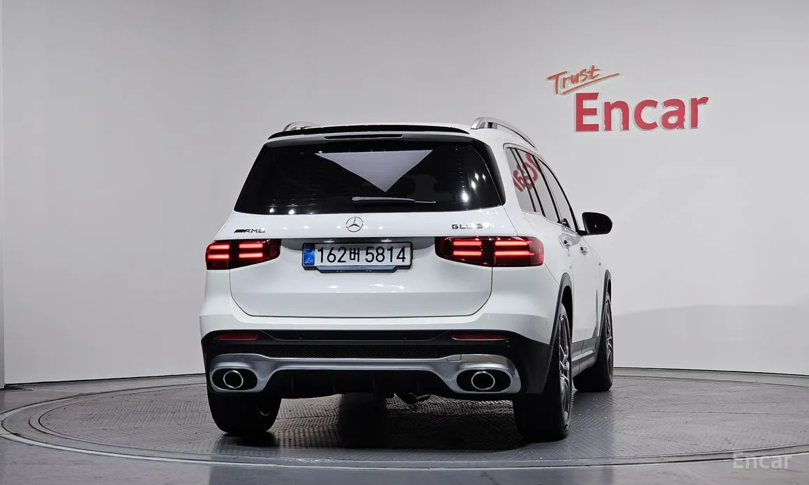 Фото 4 - Mercedes-Benz GLB-Class