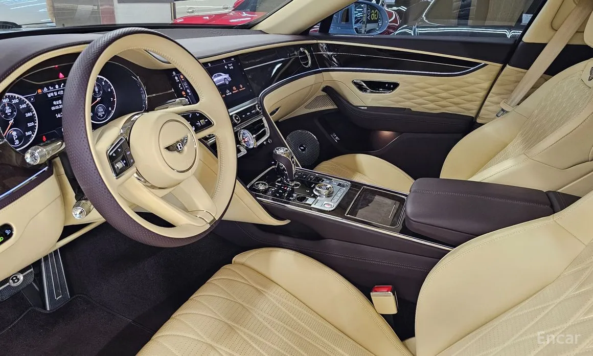 Фото 10 - Bentley Flying Spur