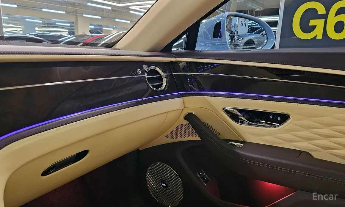 Фото 15 - Bentley Flying Spur