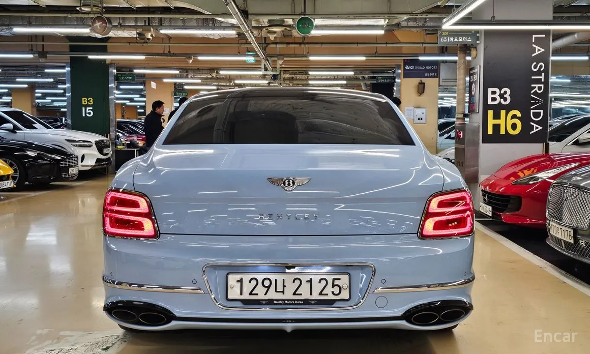 Фото 2 - Bentley Flying Spur