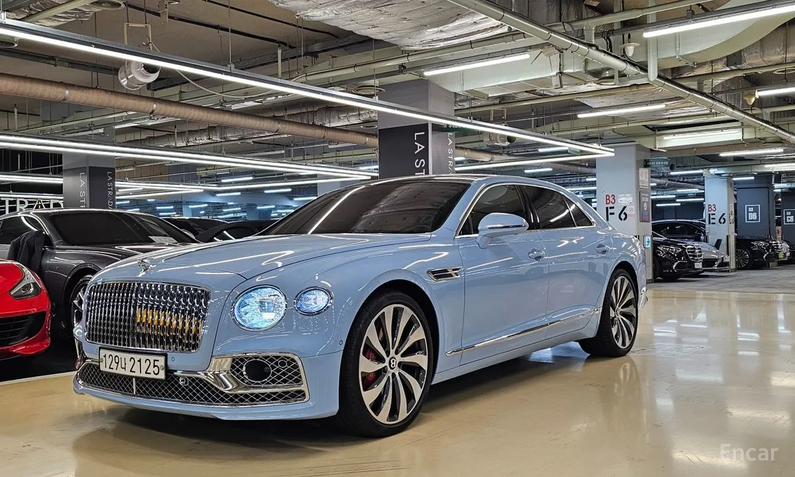 Фото 4 - Bentley Flying Spur