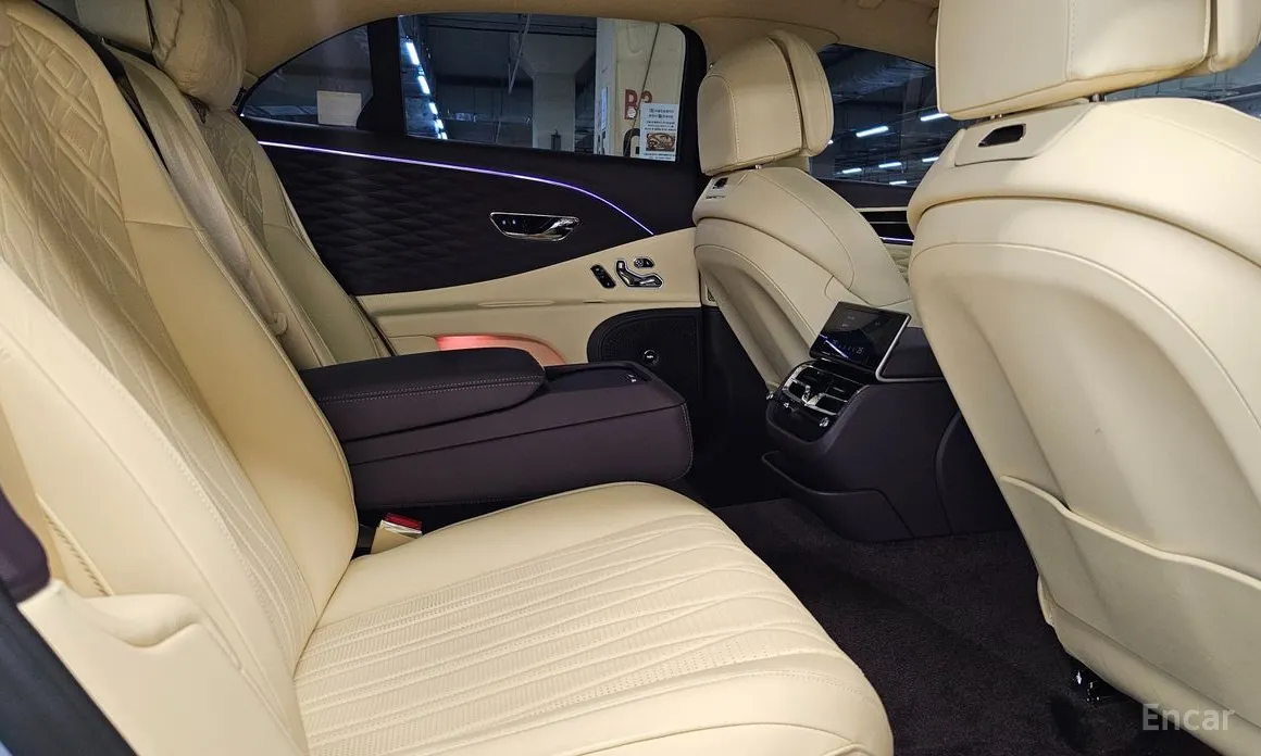 Фото 6 - Bentley Flying Spur