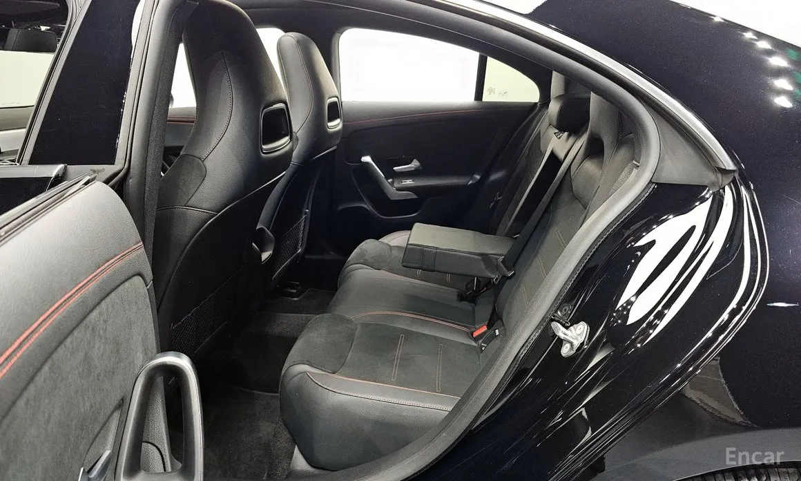 Фото 12 - Mercedes-Benz CLA-Class