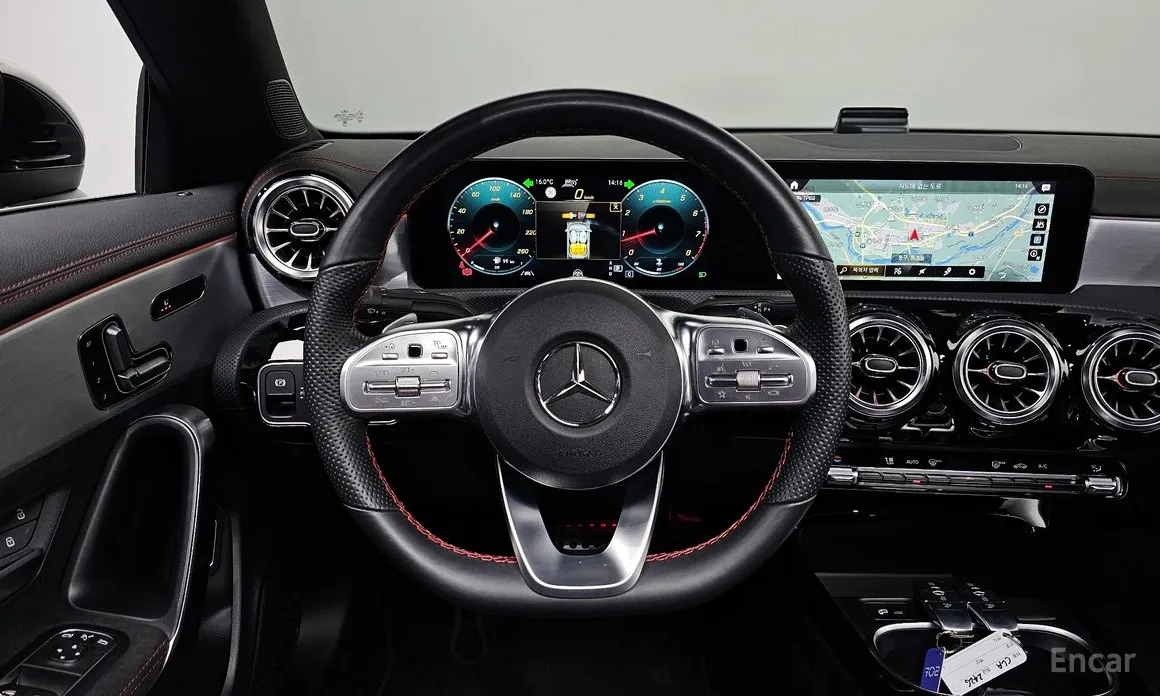 Фото 13 - Mercedes-Benz CLA-Class