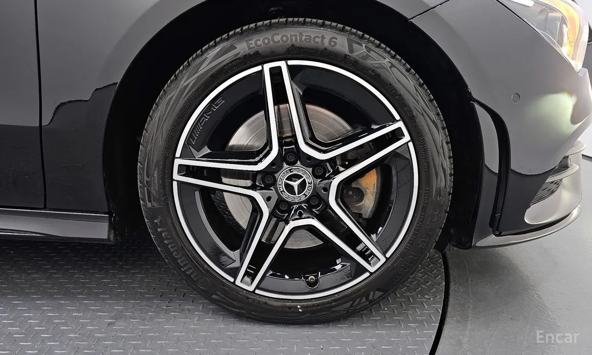 Фото 5 - Mercedes-Benz CLA-Class