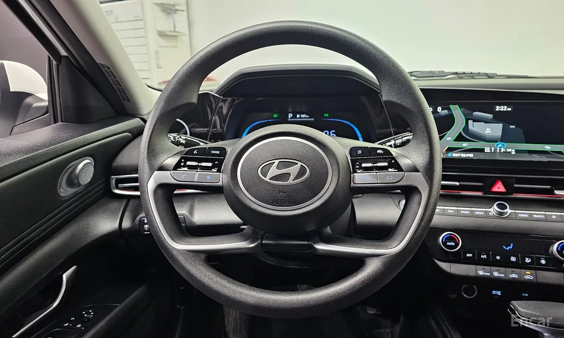 Фото 13 - Hyundai Avante