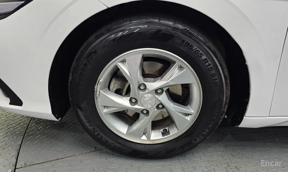 Фото 5 - Hyundai Avante