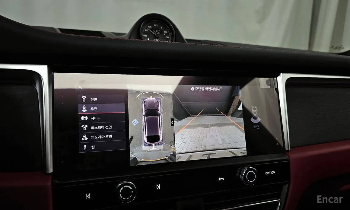 Фото 15 - Porsche Macan