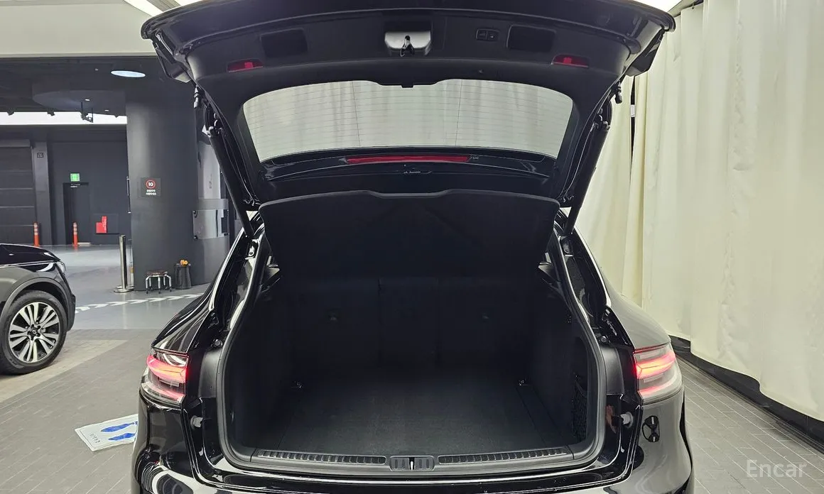 Фото 20 - Porsche Macan