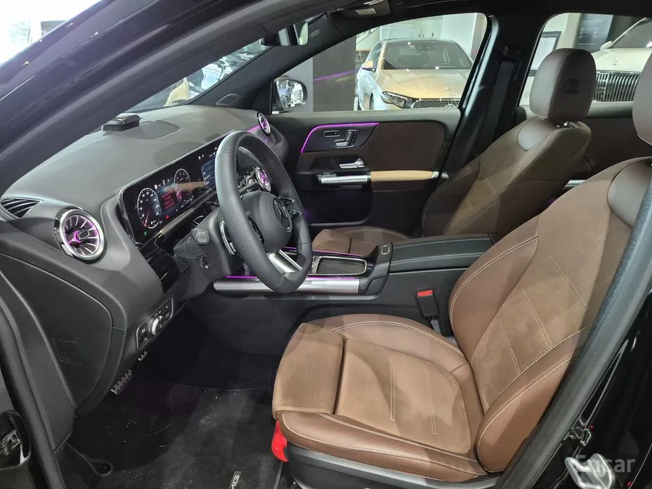 Фото 10 - Mercedes-Benz GLA-Class