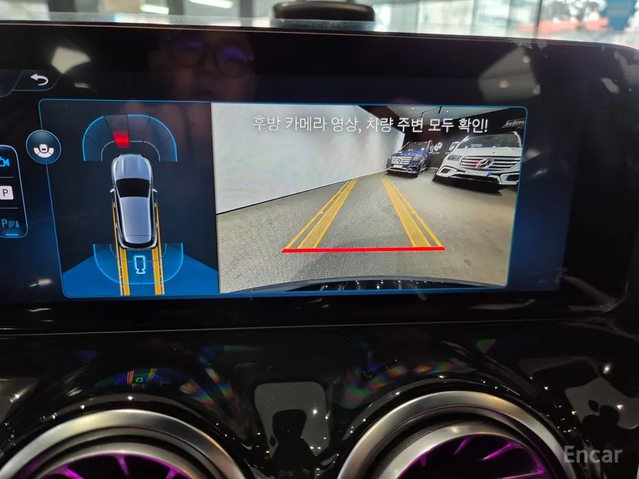 Фото 13 - Mercedes-Benz GLA-Class