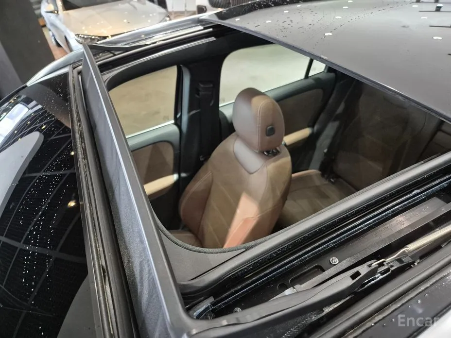 Фото 18 - Mercedes-Benz GLA-Class