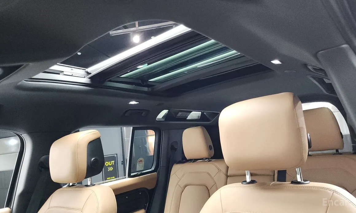 Фото 18 - Land Rover Defender