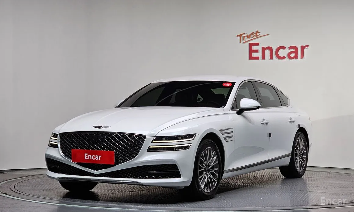 Фото 1 - Genesis G80