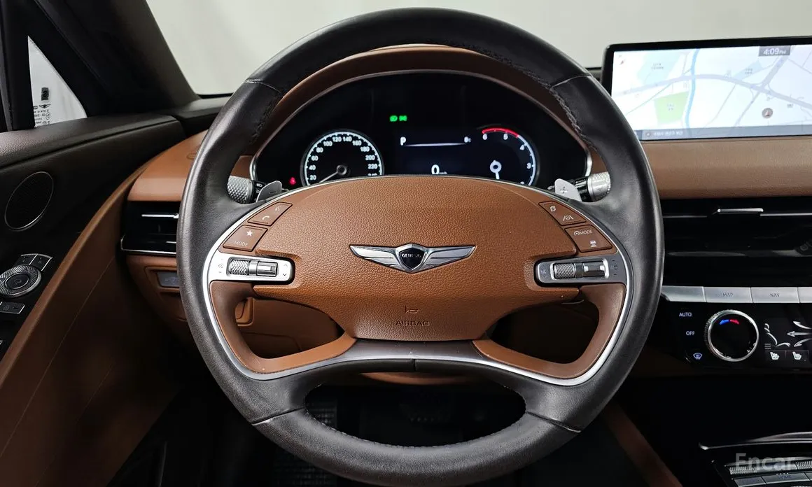 Фото 13 - Genesis G80