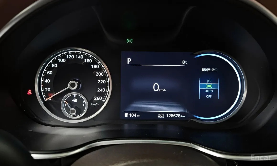 Фото 8 - Genesis G80