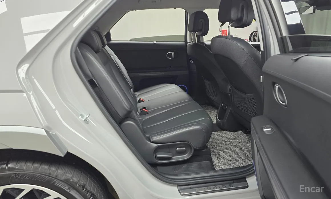 Photo 12 - Hyundai Ioniq 5