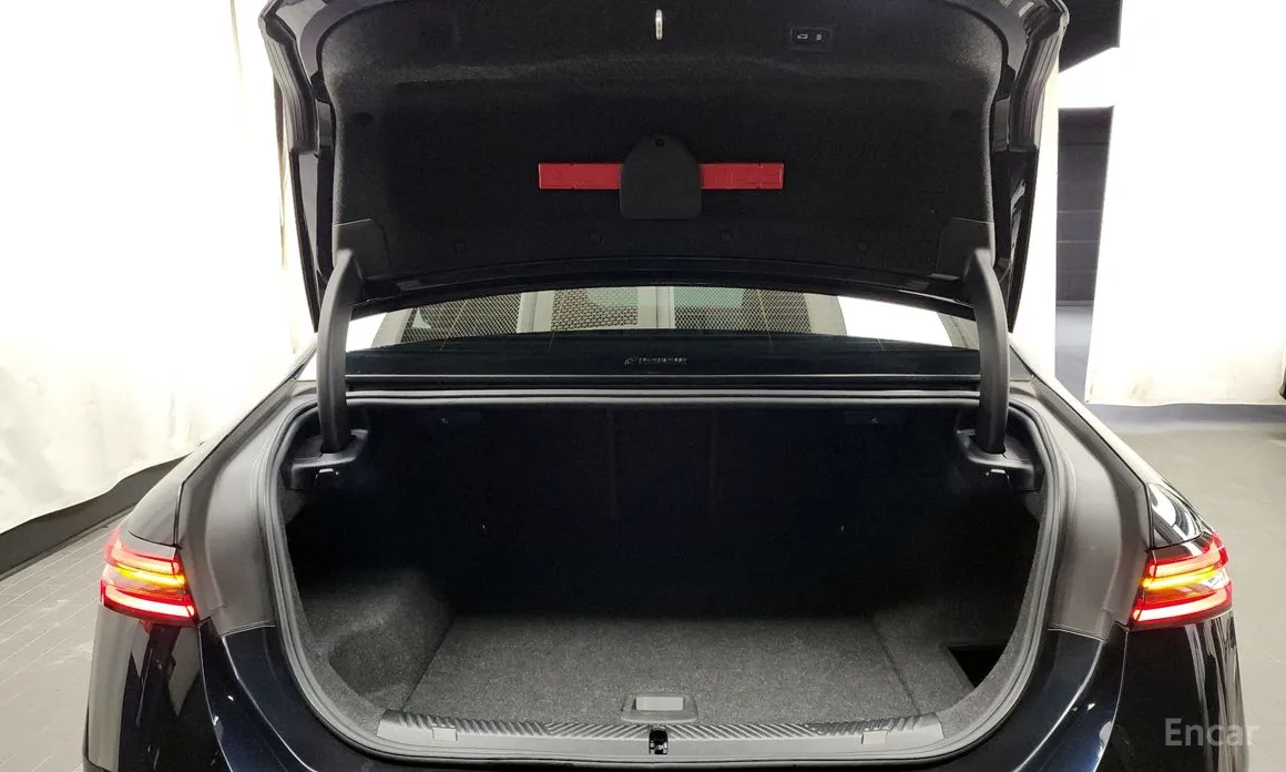 Фото 20 - BMW i5