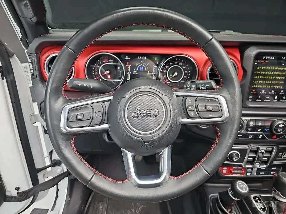 Фото 11 - Jeep Wrangler