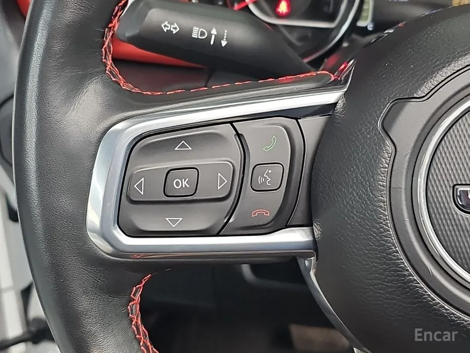 Фото 12 - Jeep Wrangler