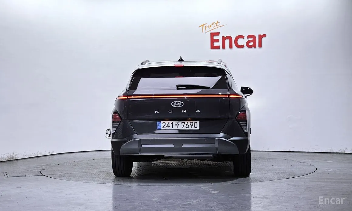 Фото 4 - Hyundai Kona