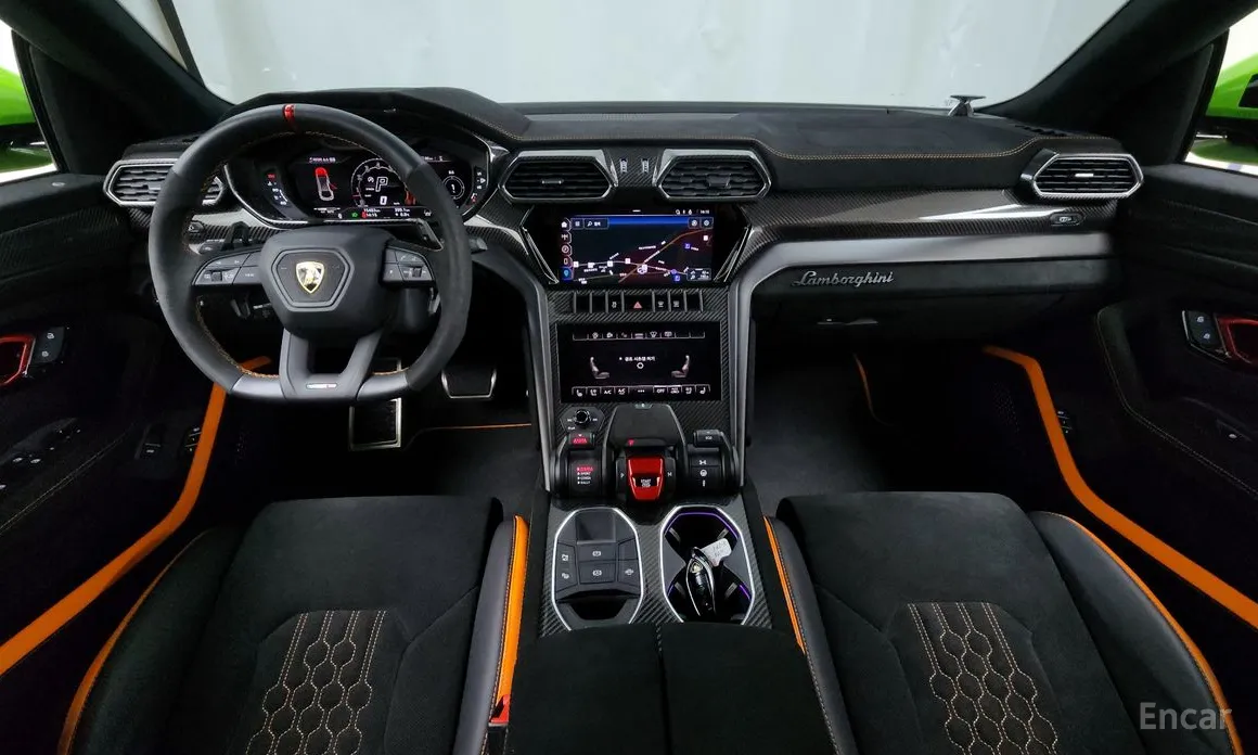 Фото 7 - Lamborghini Urus