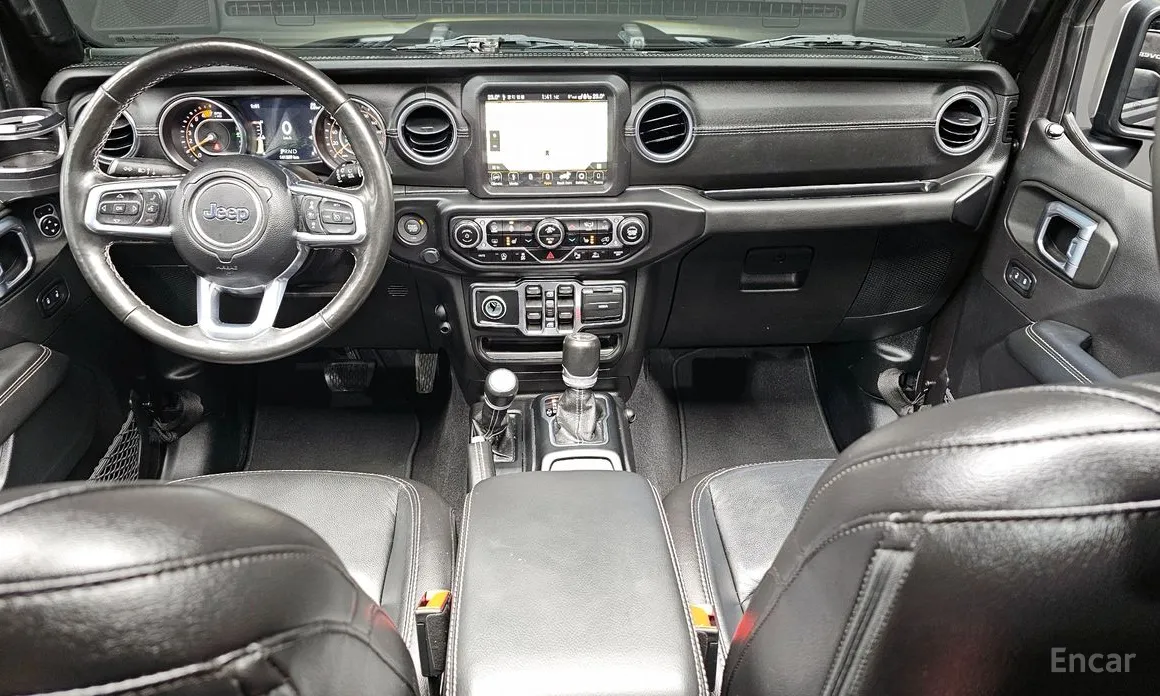 Фото 7 - Jeep Wrangler