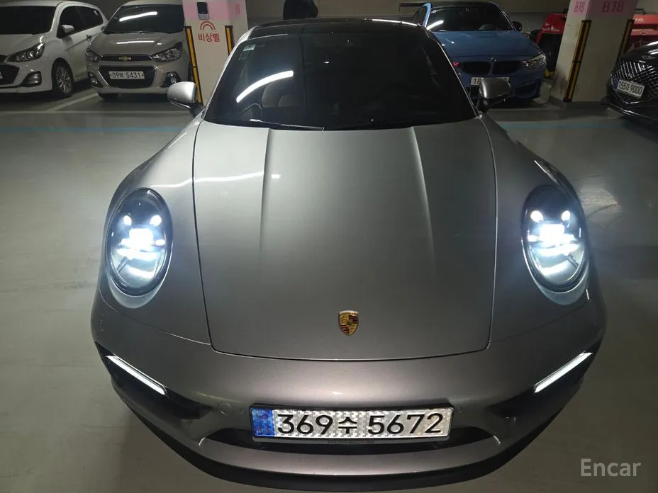 Фото 2 - Porsche 911