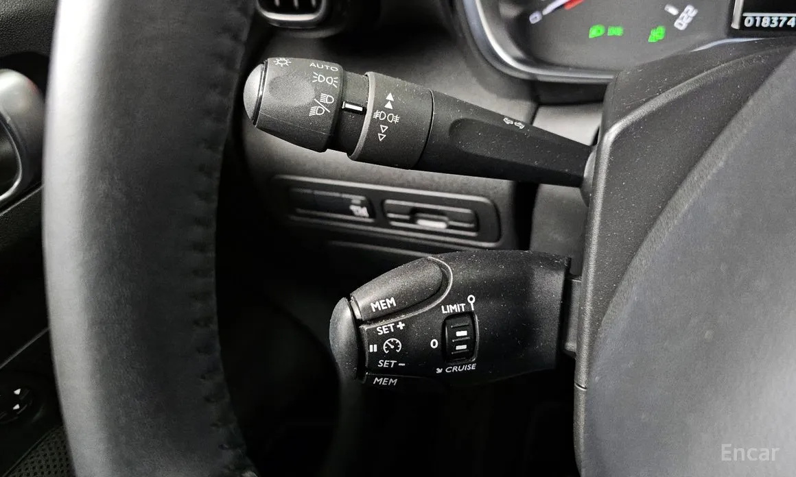 Фото 14 - Citroen C3 Aircross