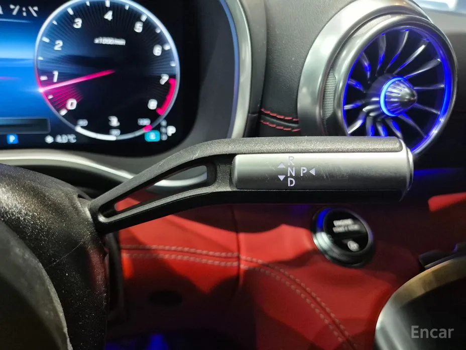 Фото 9 - Mercedes-Benz SL-Class