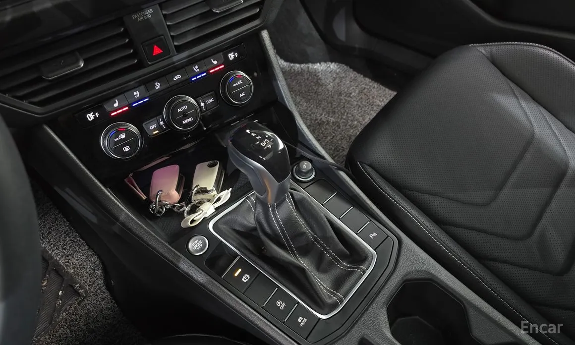 Фото 9 - Volkswagen Jetta