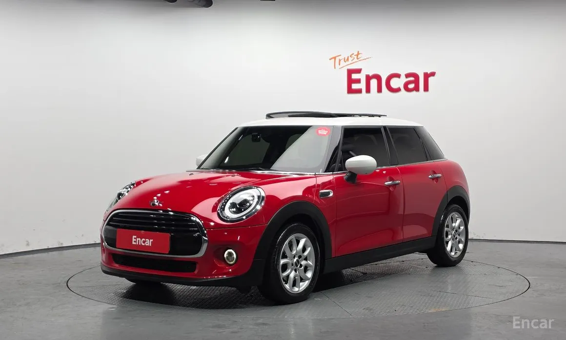 Фото 1 - Mini Cooper