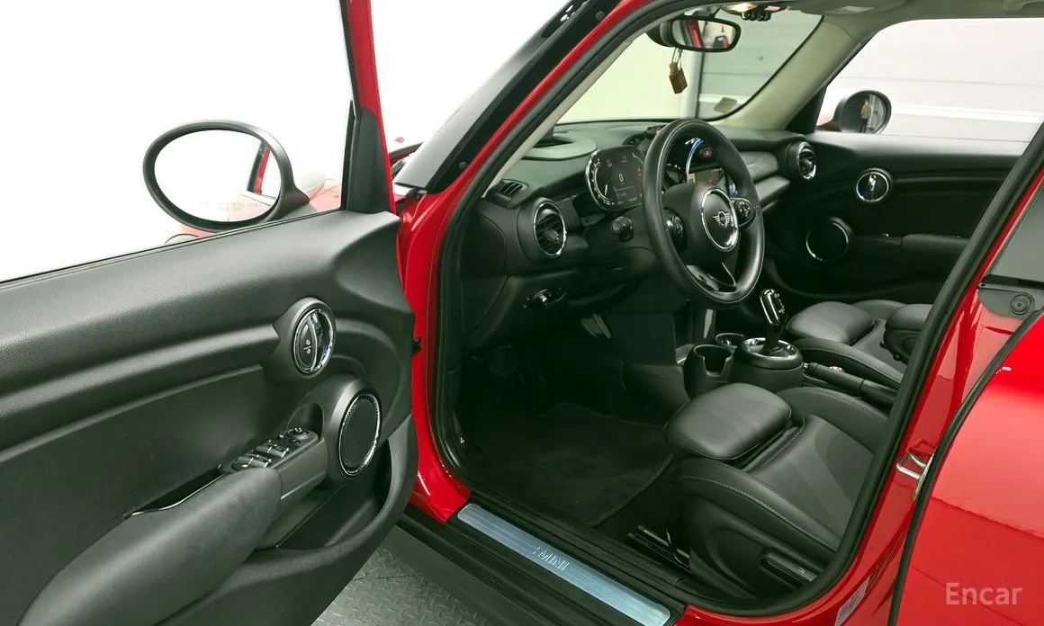 Фото 10 - Mini Cooper