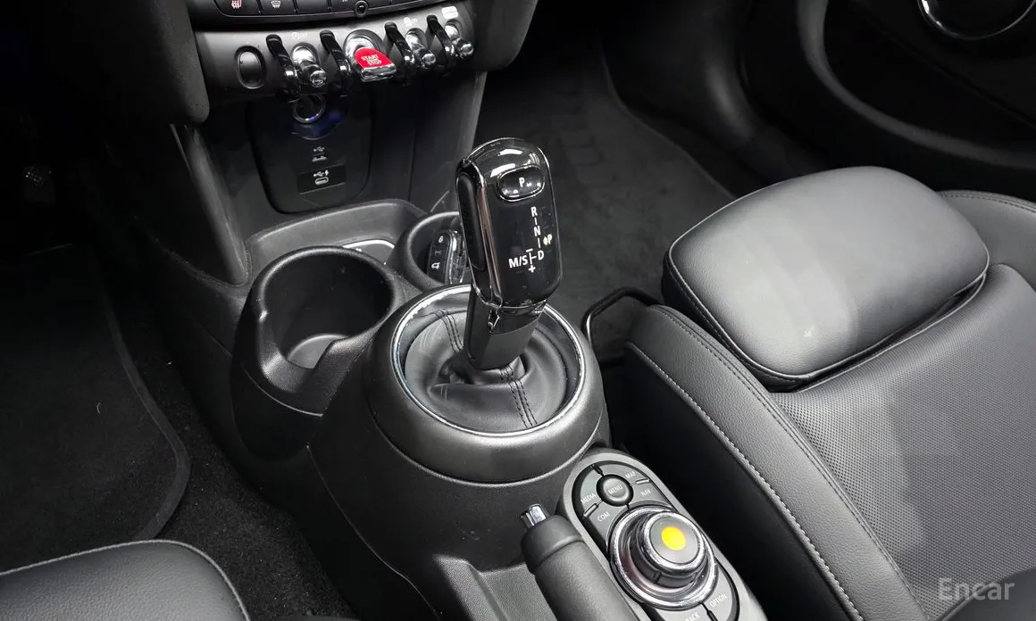 Фото 9 - Mini Cooper