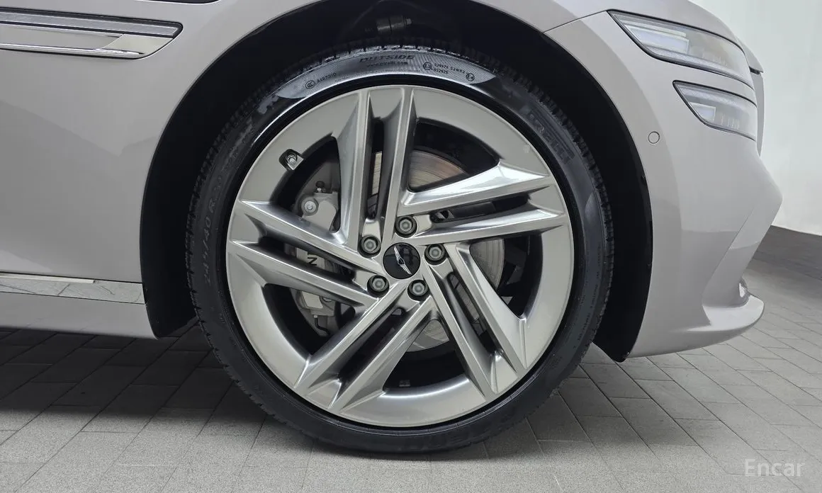 Фото 5 - Genesis G80