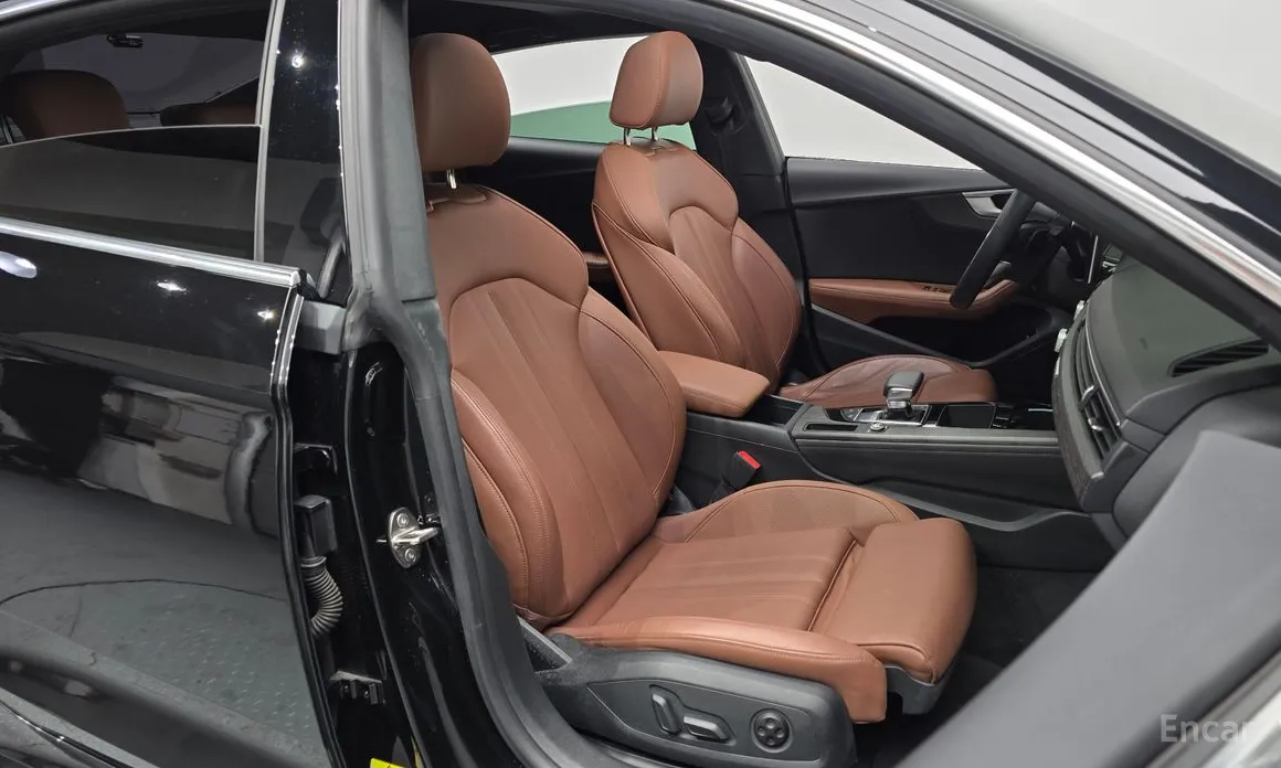 Фото 10 - Audi A5