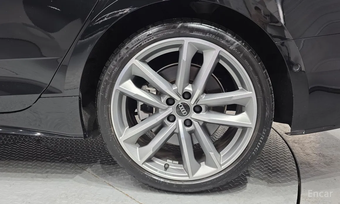 Фото 5 - Audi A5