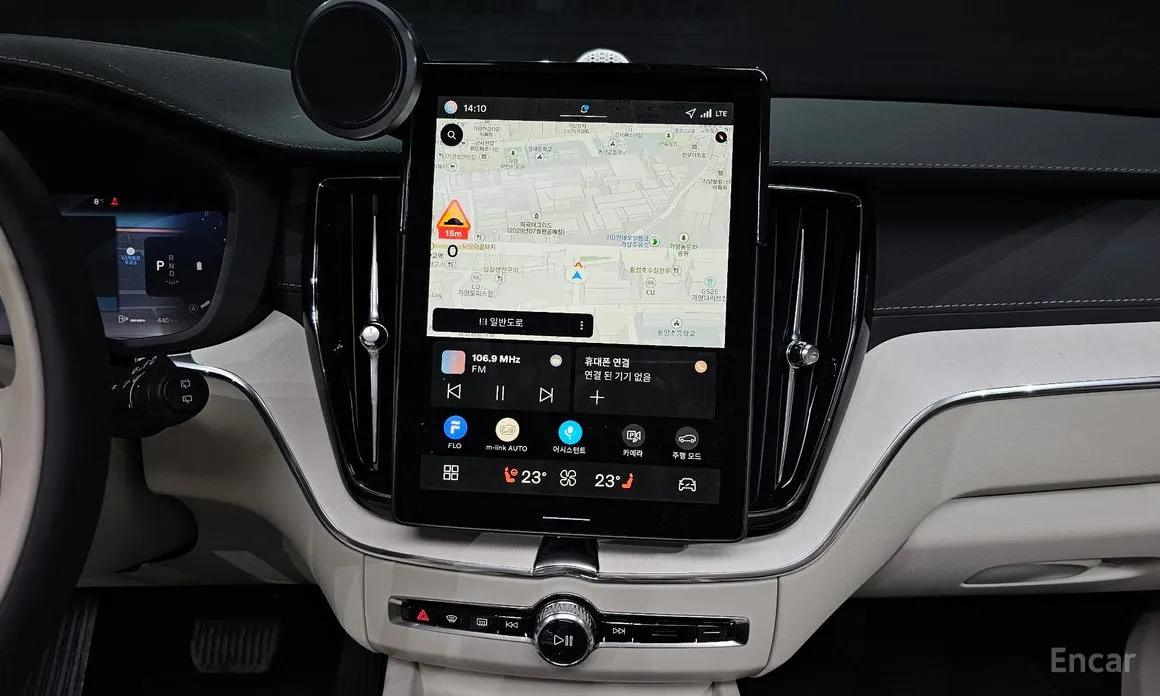 Фото 14 - Volvo XC60