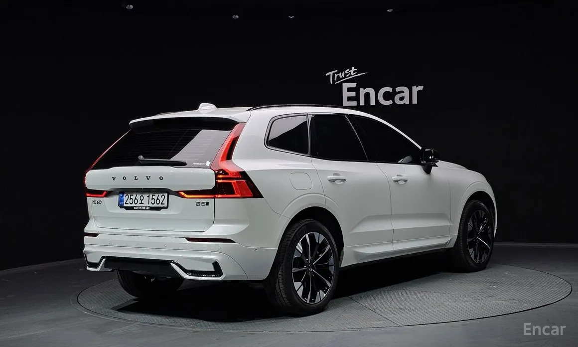 Фото 2 - Volvo XC60