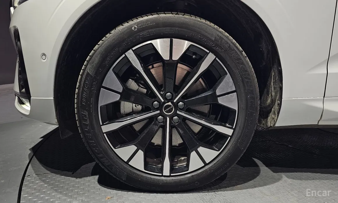 Фото 5 - Volvo XC60