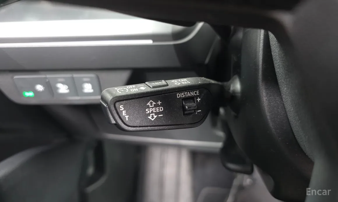 Фото 17 - Audi Q4 e-tron