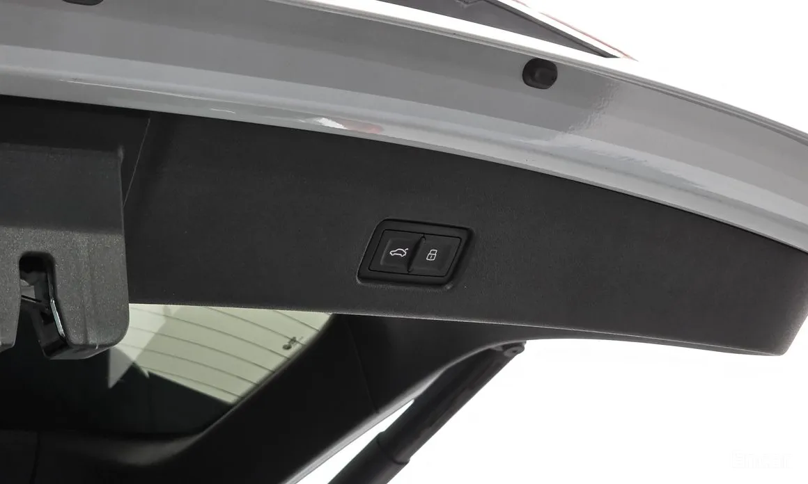 Фото 19 - Audi Q4 e-tron