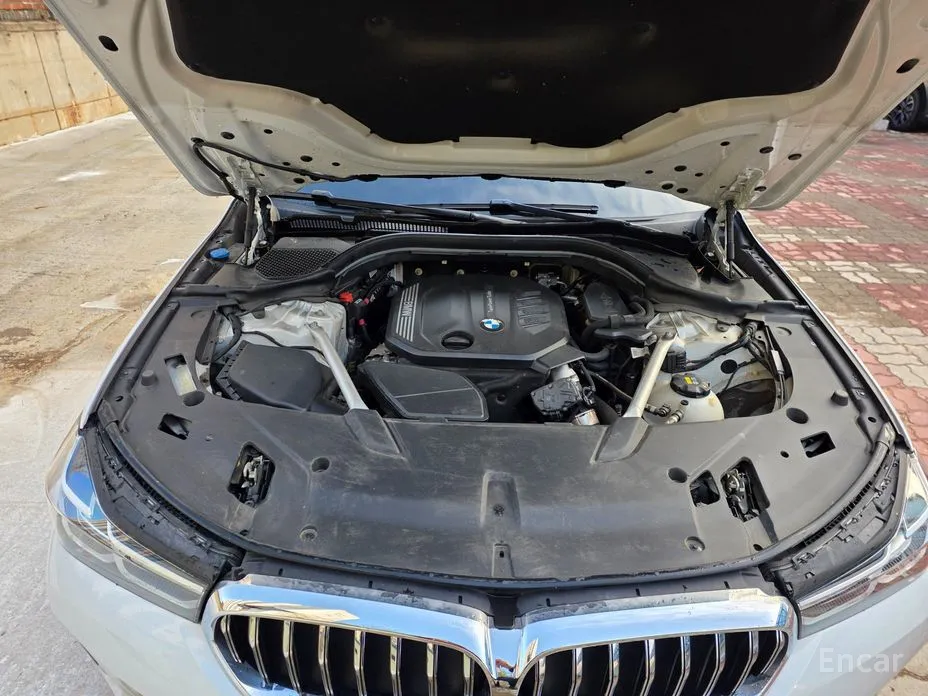 Фото 18 - BMW Gran Turismo